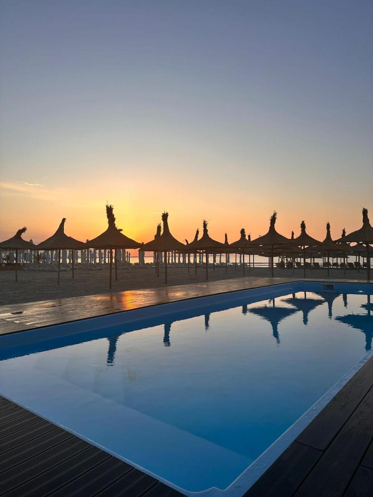 Promenada Sea View Apartment Navodari Exterior photo